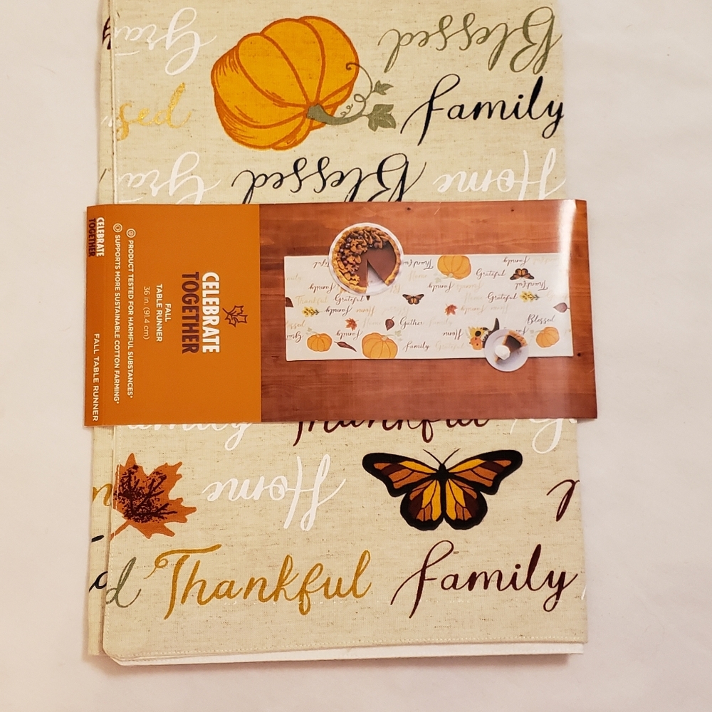 🤎 Fall table runner 🦃 - Picture 2 of 5